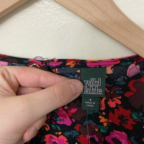 Wild Fable Floral Top - Picture 7 of 9